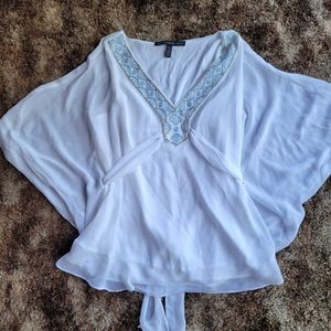 White house black market . Size xsp . Color white